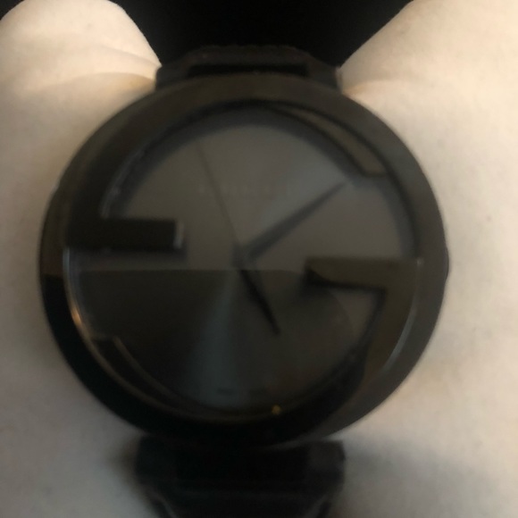 AUTHENTIC GUCCI INTERCONNECTING G’S WATCH. - Picture 2 of 3